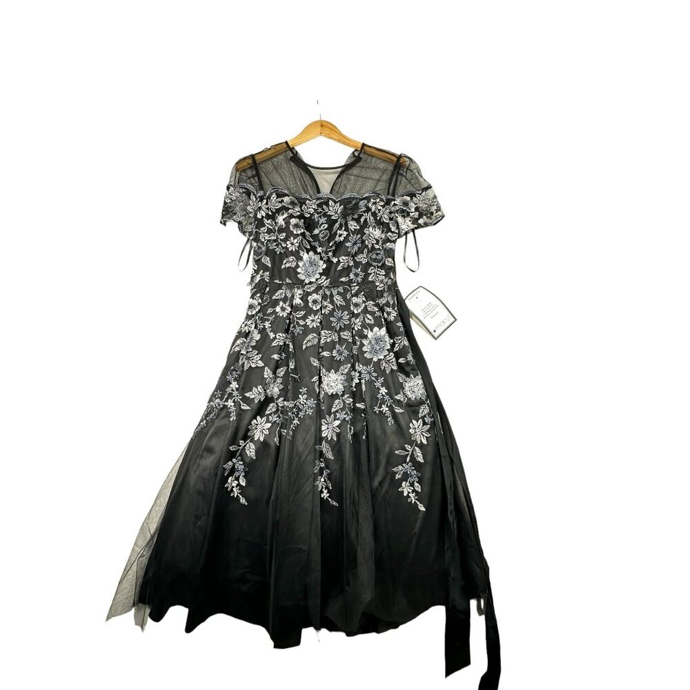 New Eliza J Illusion Neck Embroidered Mesh Dress size 4‎ Black